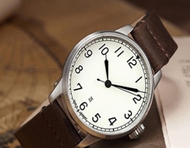 佛山劳力士腕表里面有水气